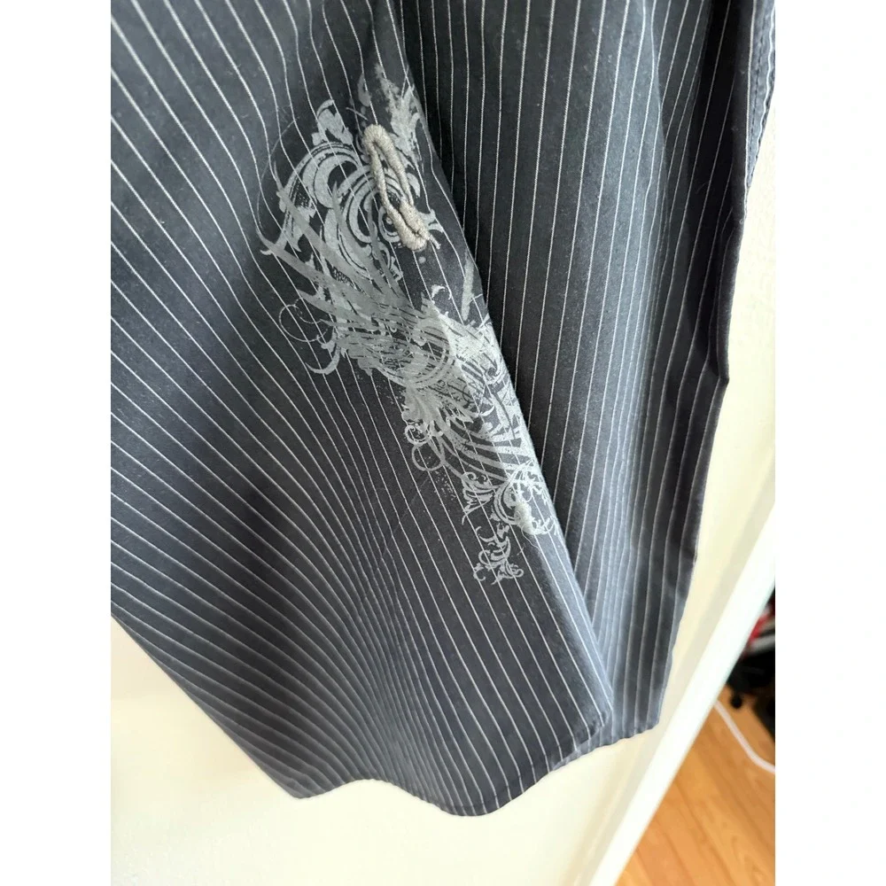 Quiksilver Pinstripe Graphic Button Down Shirt Size XXL Black White